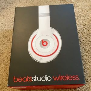 Beats studio wireless Beats by Dre